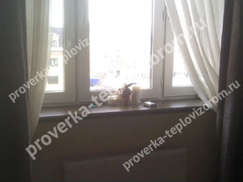 Оконный проём и примыкания — фотография обследуемого участка